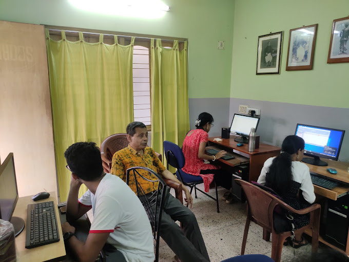 Computer Training for the Visually Impaired